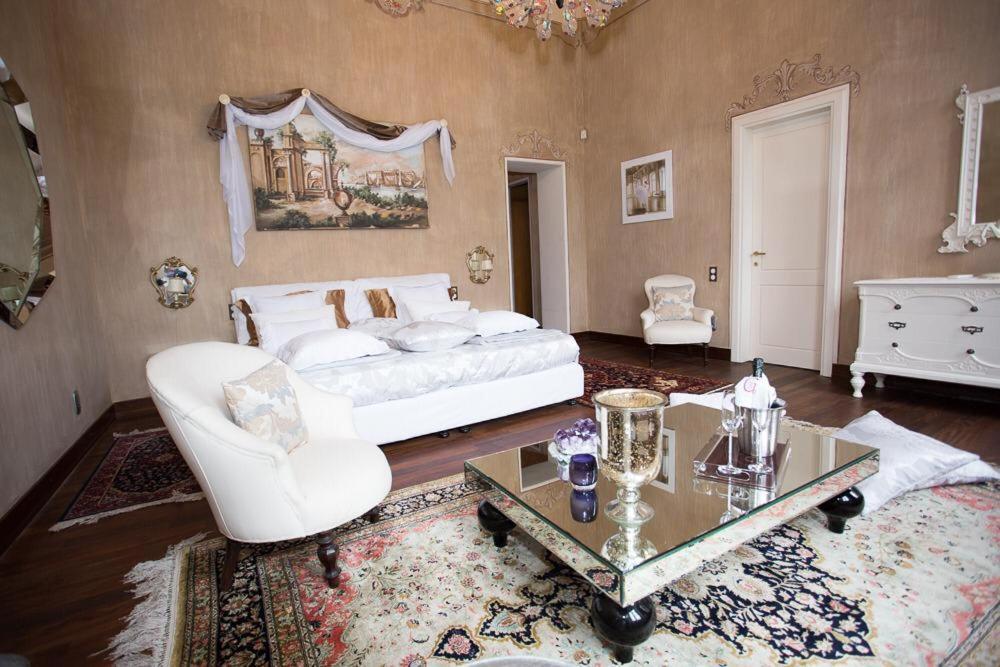 Villa Ghiringhelli 아자테 외부 사진