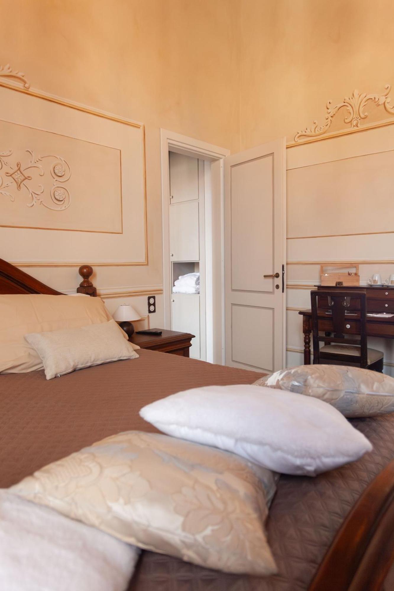 Villa Ghiringhelli 아자테 외부 사진